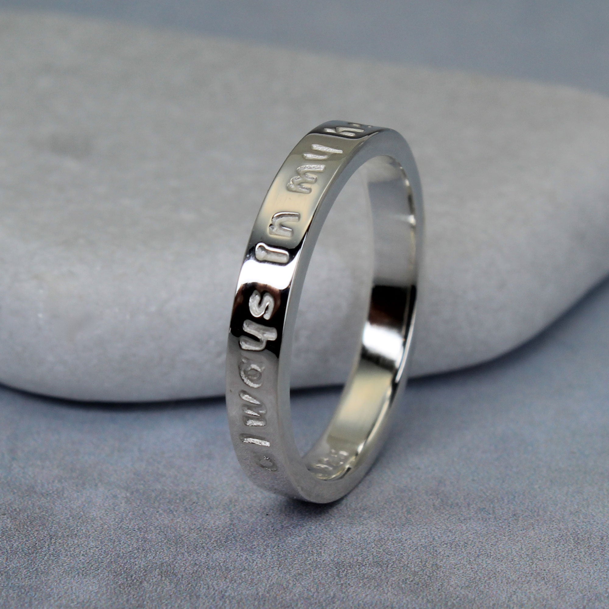 Personaized sterling silver ring with smooth shiny finish 3mm wide