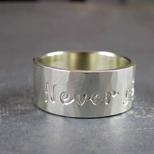 Never give up ring